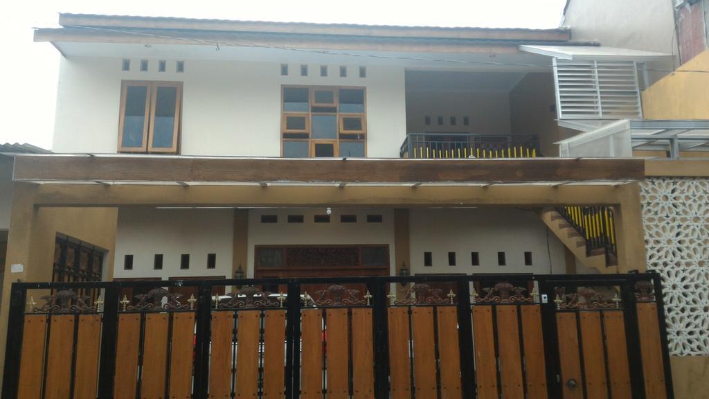 Maqmil Prambanan Apartment ภายนอก รูปภาพ
